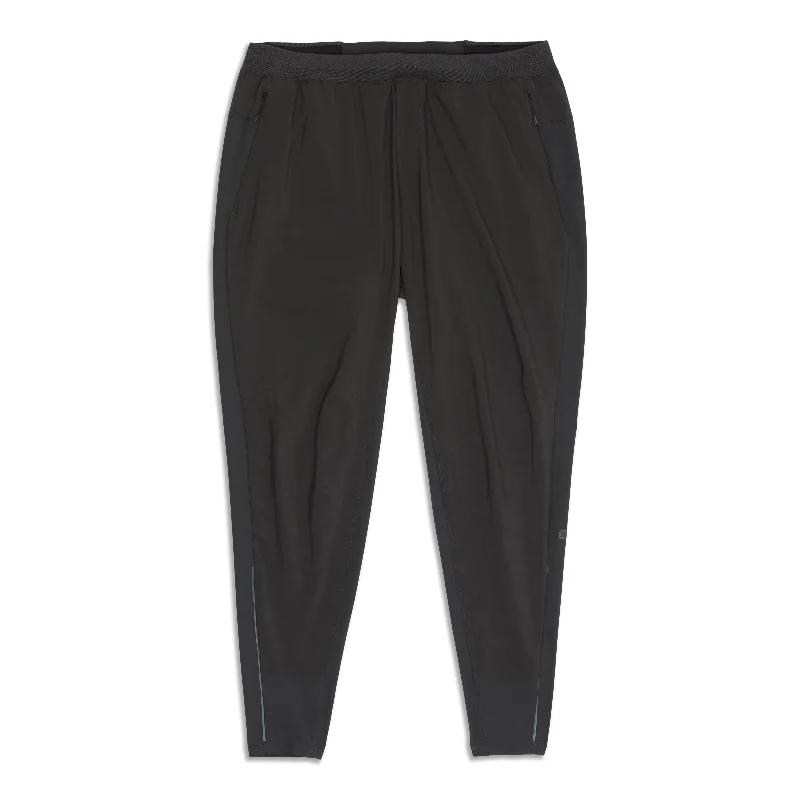 Weekend Shopping Bliss Surge Hybrid Pant Shorter - Resale