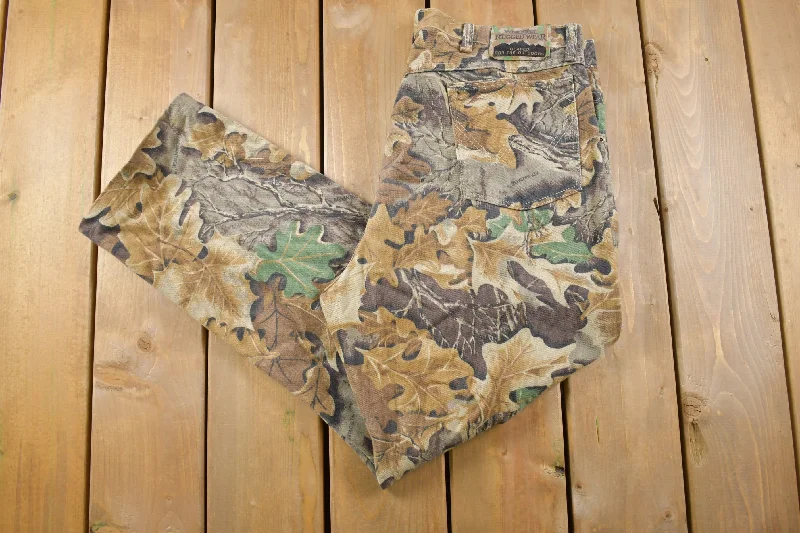Weekend Deals to Make You Smile Vintage 1990s Wrangler Rugged Wear Forest Camo Pants Size 38 x 32 Weekend Deals to Make You Smile Vintage 1990s Wrangler Rugged Wear Forest Camo Pants Size 38 x 32