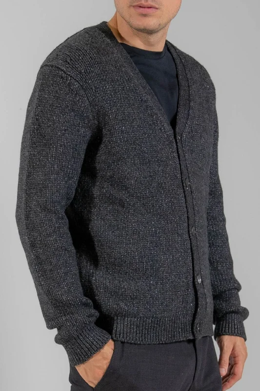 Weekend Extravaganza: Shop Now CHUNKY V-NECK CARDIGAN